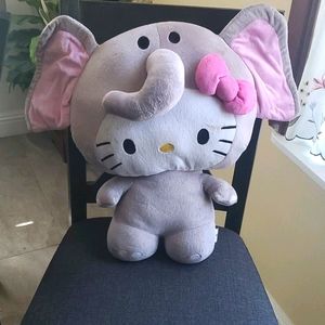 Hello Kitty Elephant